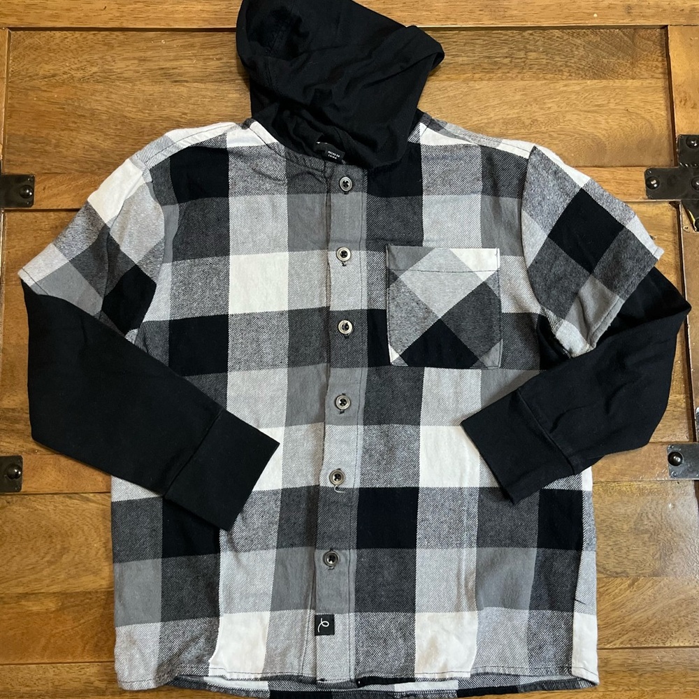 Art Class Black and Gray Checkered Shirt